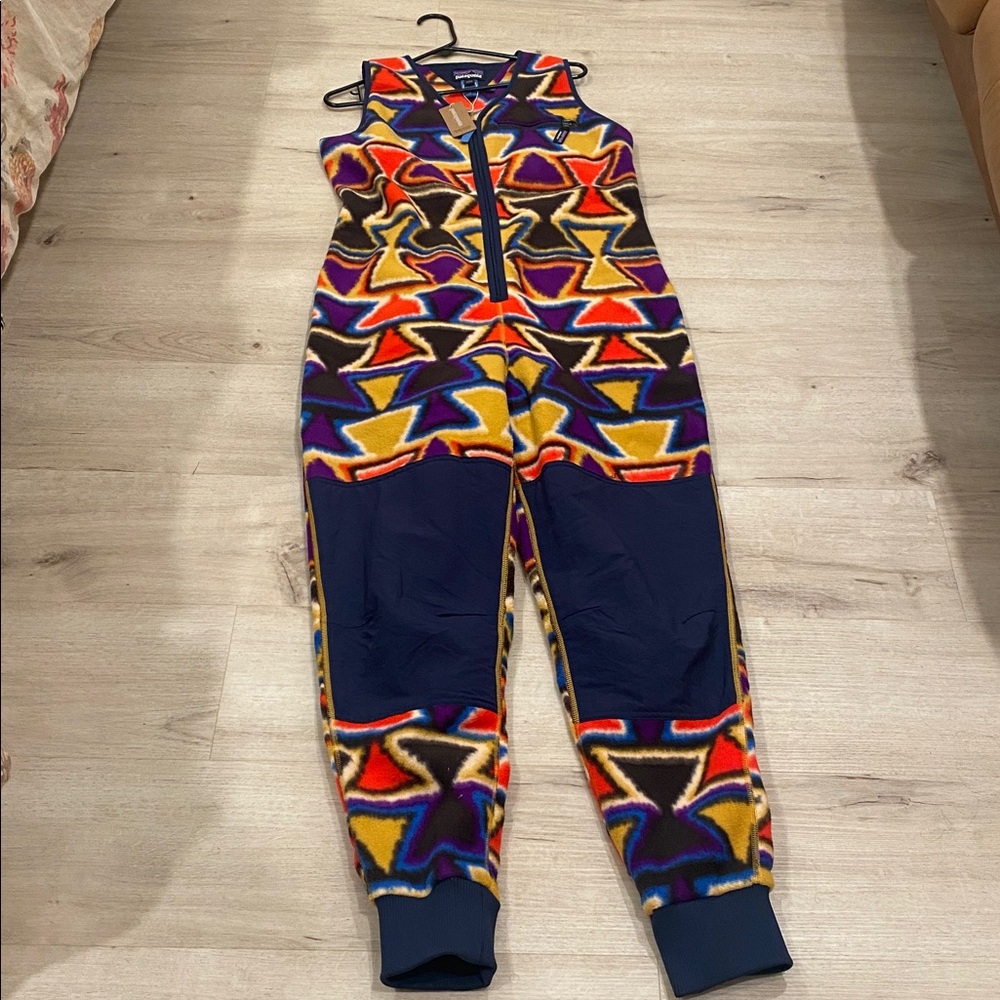 RARE NWT Patagonia Vision Quest Big: Catalan Coral Fleece Jumpsuit Aztec Medium